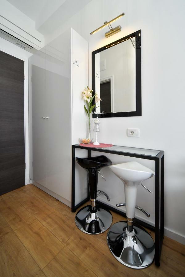 Apartments And Rooms Nekic Zadar Exterior photo
